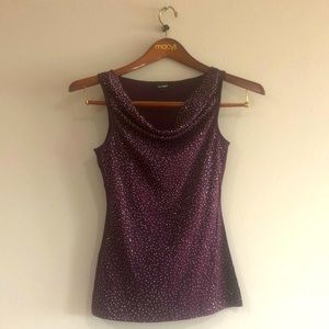 Women’s sleeveless top